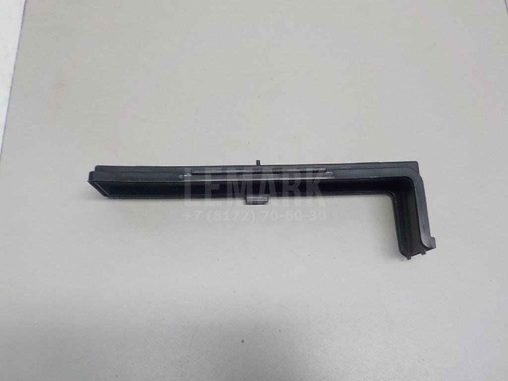 Крышка салонного фильтра