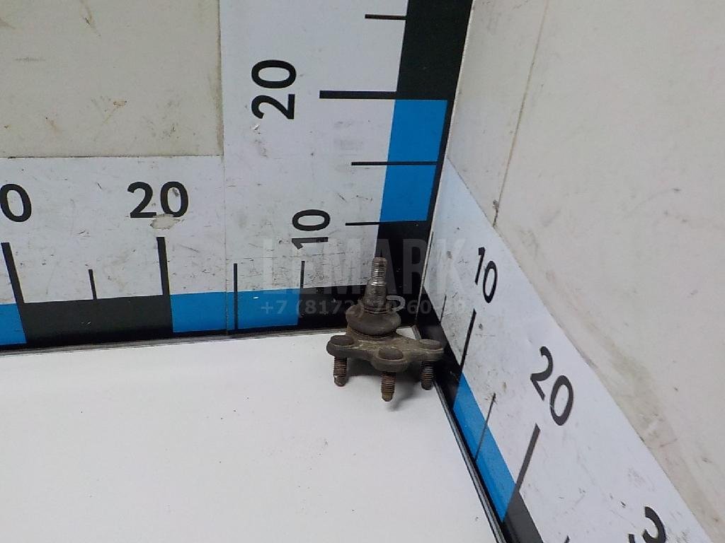 Опора шаровая правая передней подвески