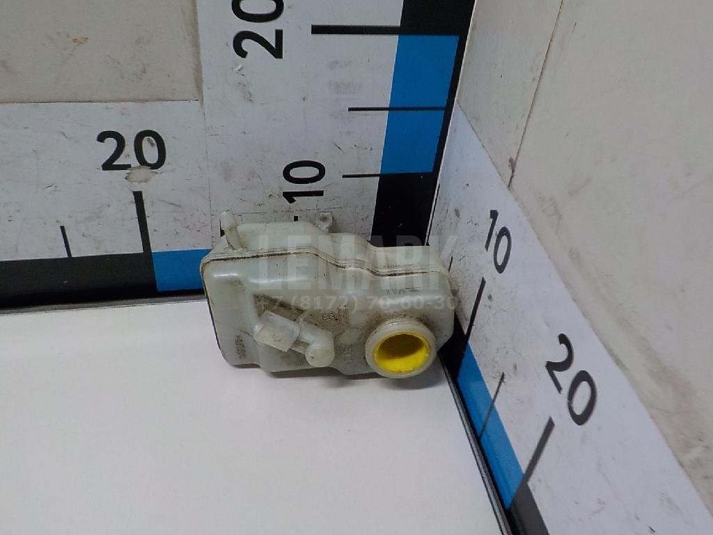 Бачок главного тормозного цилиндра