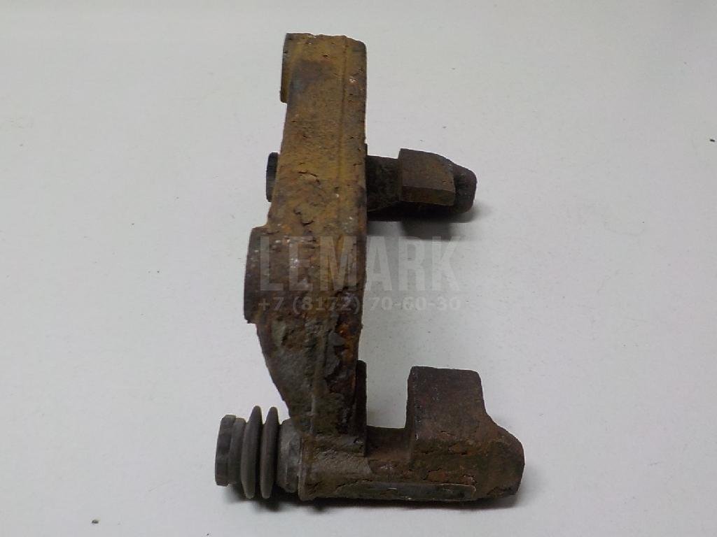 Скоба суппорта заднего левого