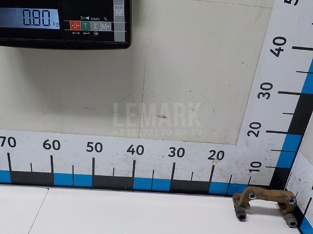 Скоба суппорта заднего правого