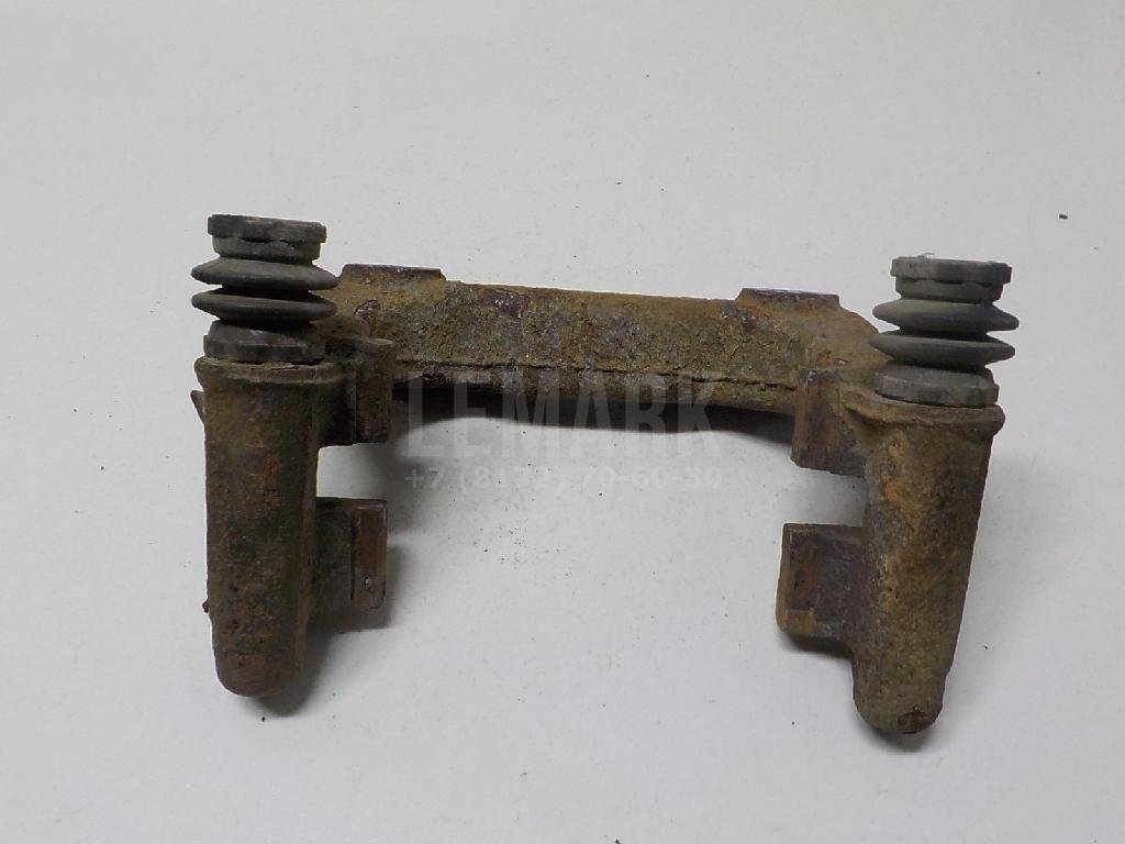 Скоба суппорта заднего правого