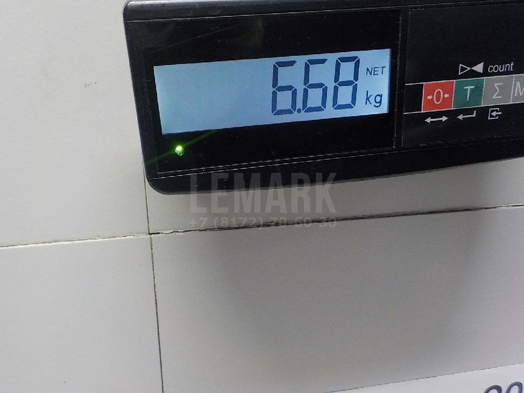 Кулак поворотный передний правый