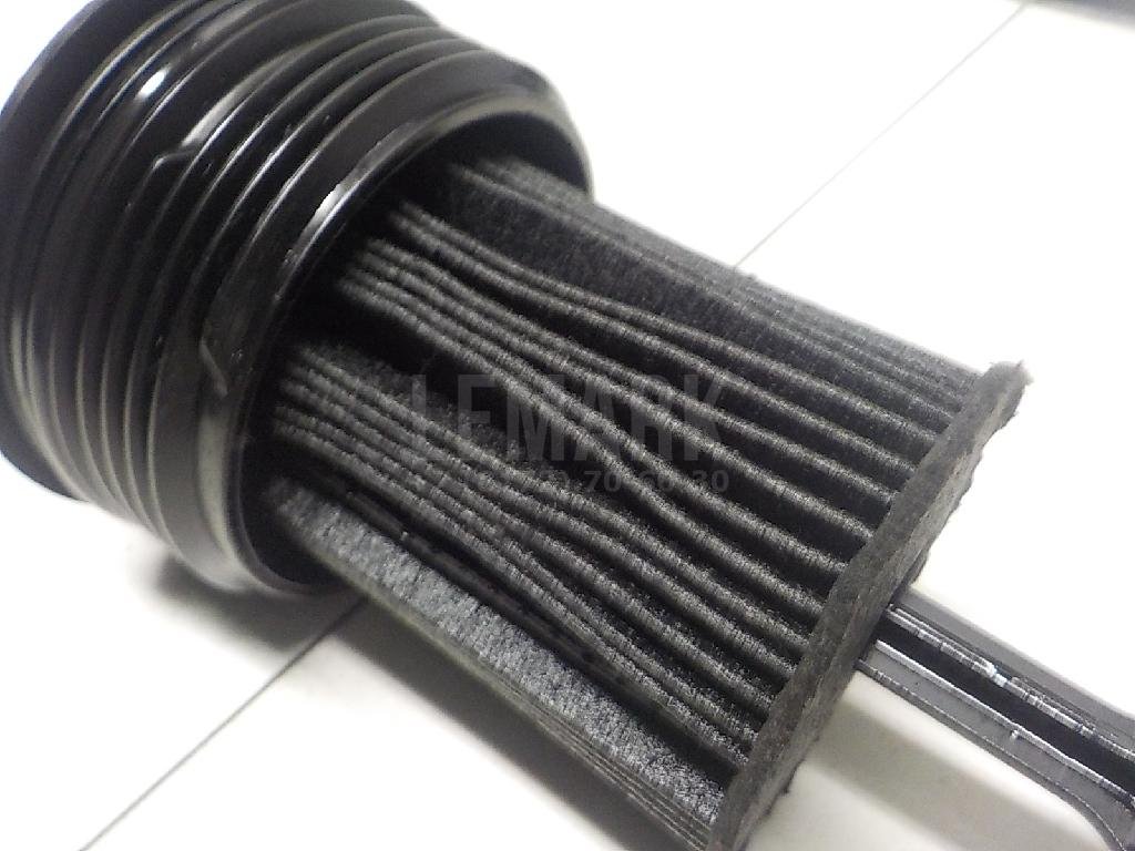 Крышка масляного фильтра