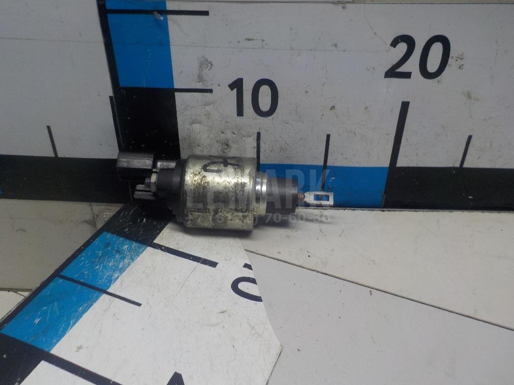 Реле втягивающее