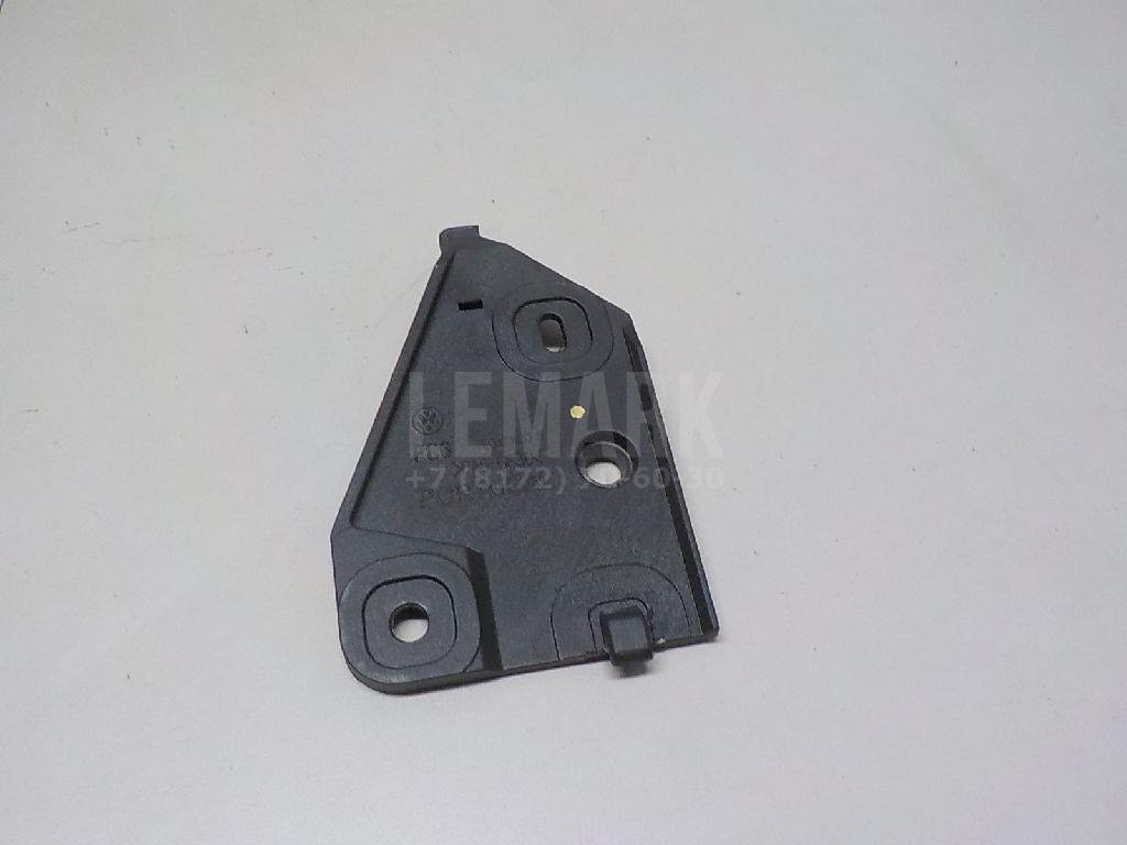 Кронштейн ручки открывания капота