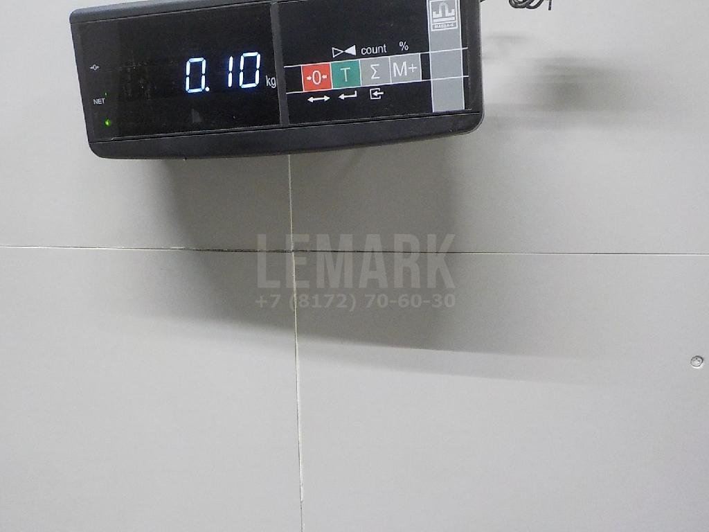 Поводок стеклоочистителя заднего