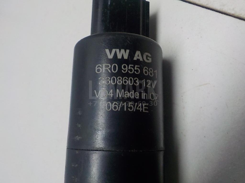 Насос омывателя фар