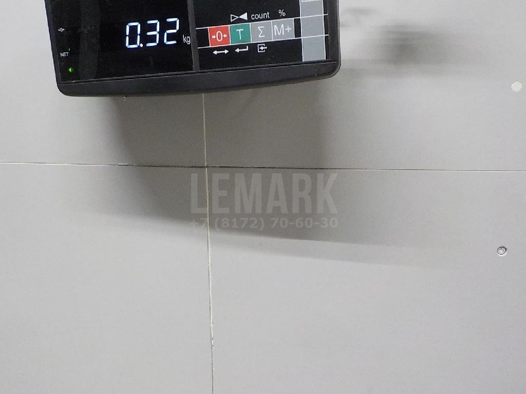 Петля двери