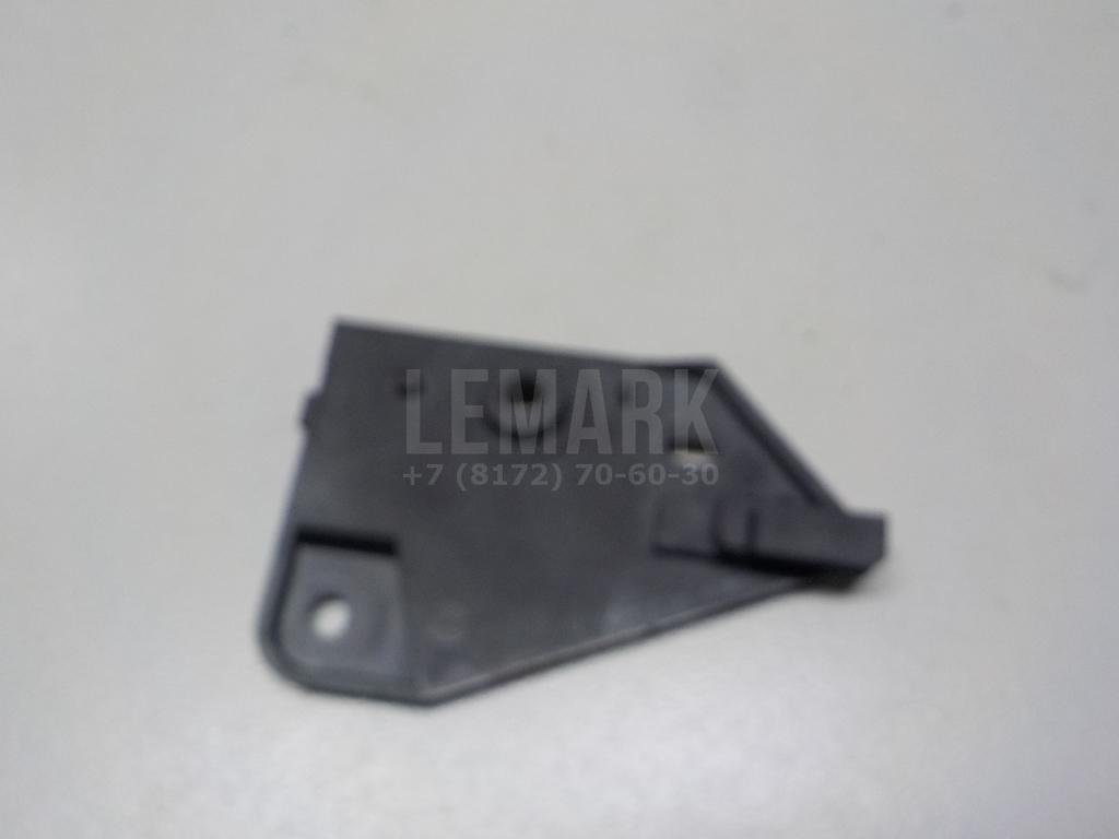 Кронштейн ручки открывания капота