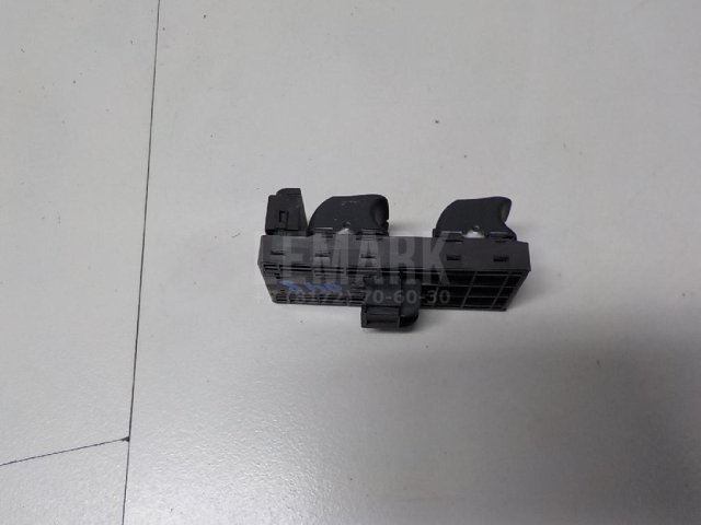 Блок управления стеклоподъемниками