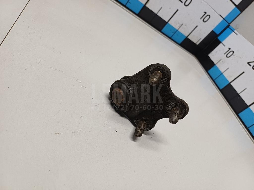 Опора шаровая левая передней подвески