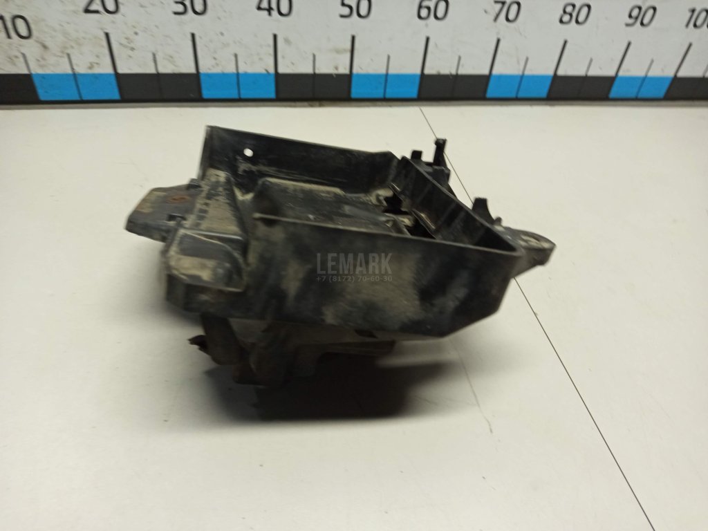 Крепление АКБ (корпус/подставка)