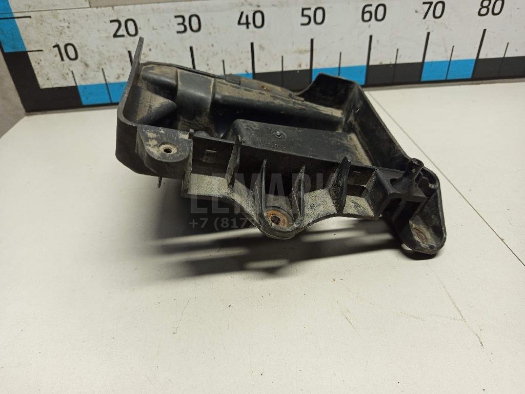 Крепление АКБ (корпус/подставка)