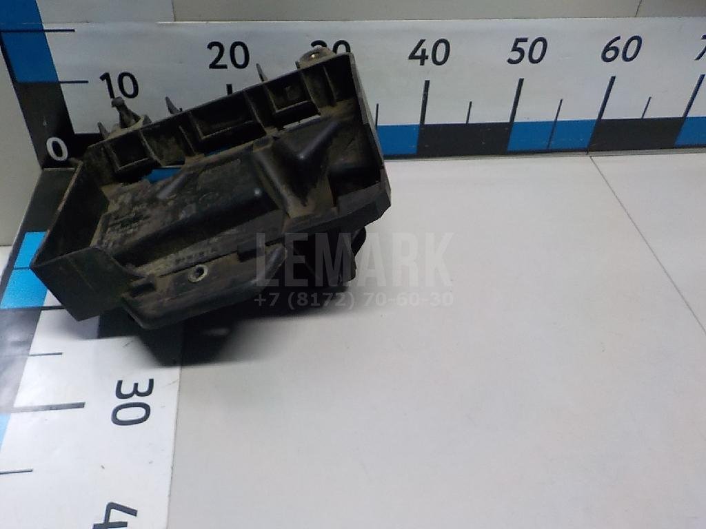 Крепление АКБ (корпус/подставка)