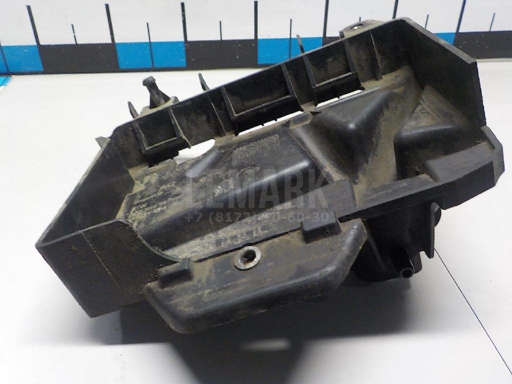 Крепление АКБ (корпус/подставка)