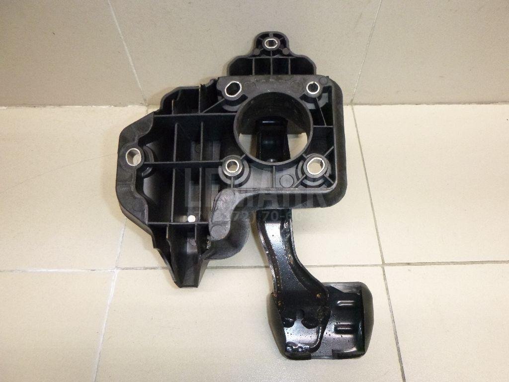 Педаль тормоза