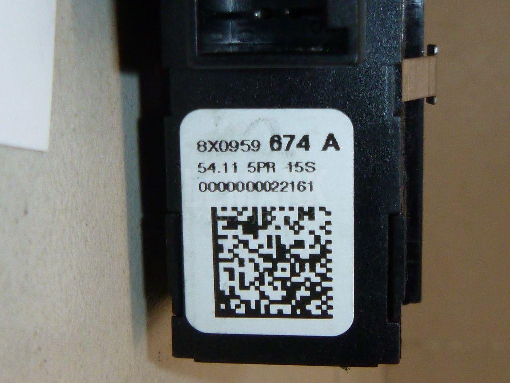 Кнопка обогрева сидений