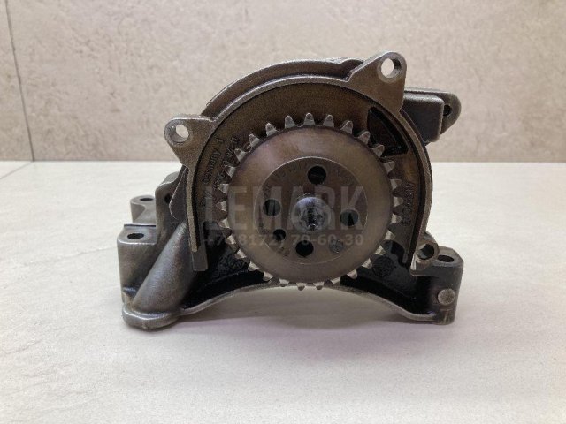 Насос масляный