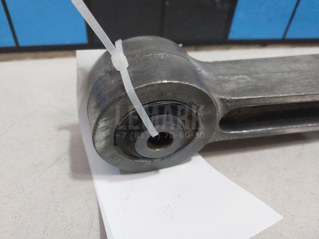 Опора двигателя задняя