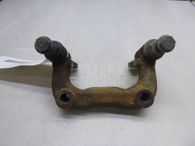 Скоба суппорта заднего правого