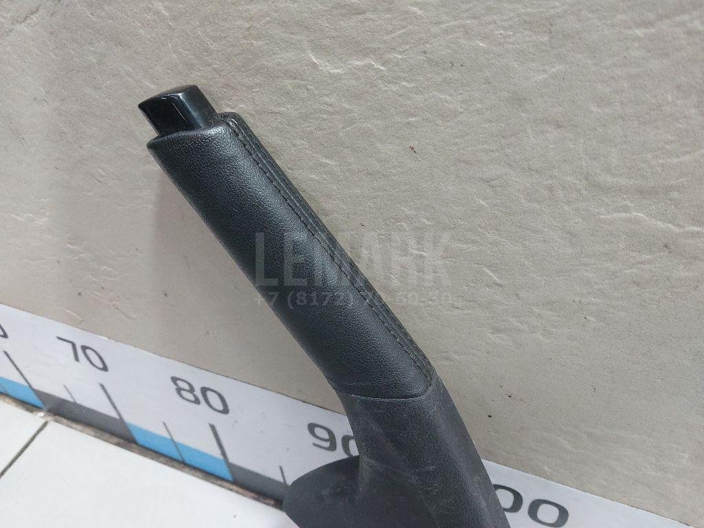 Рычаг стояночного тормоза