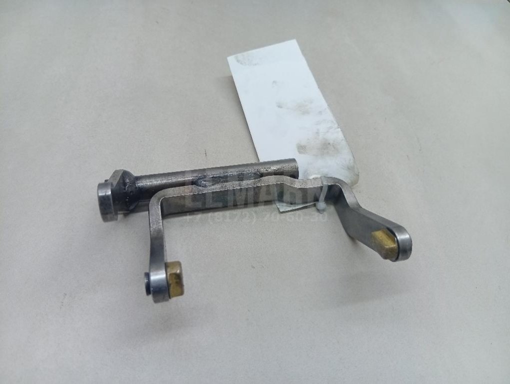 Вилка включения передачи