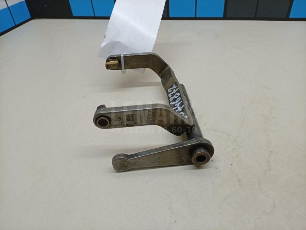 Вилка включения передачи