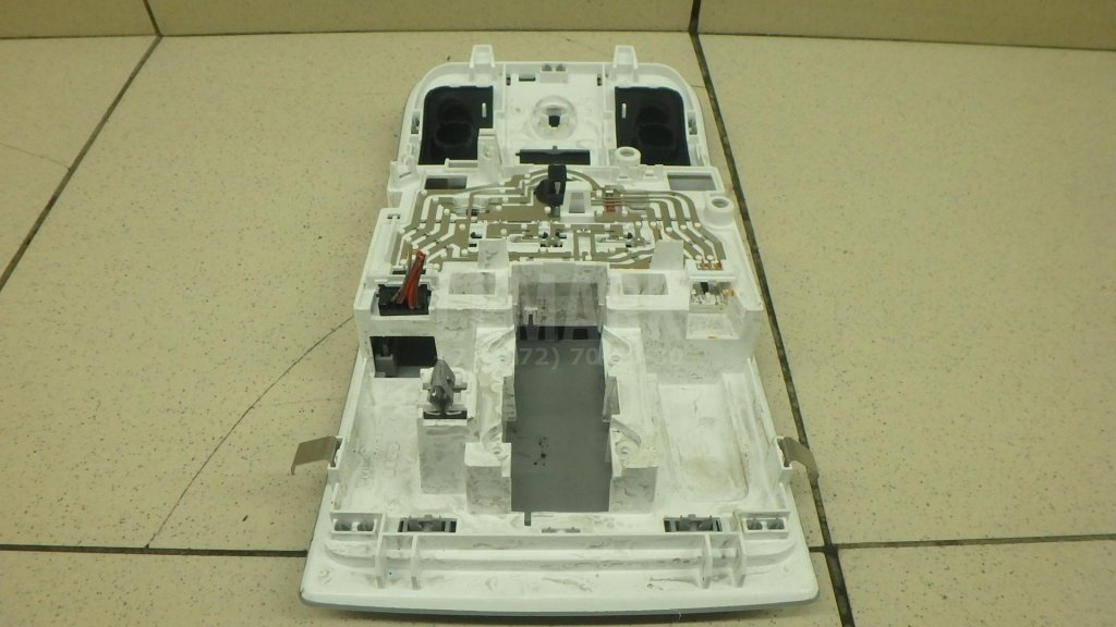 Плафон салонный