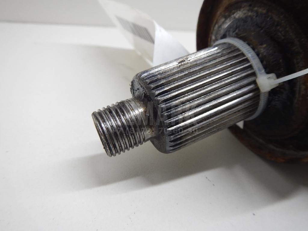 Полуось передняя правая