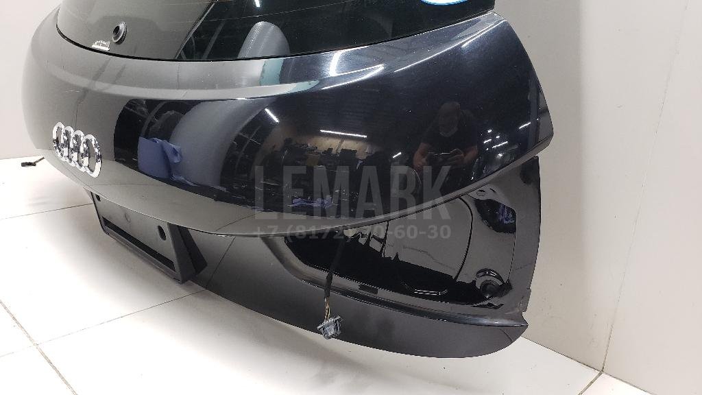 Дверь багажника со стеклом