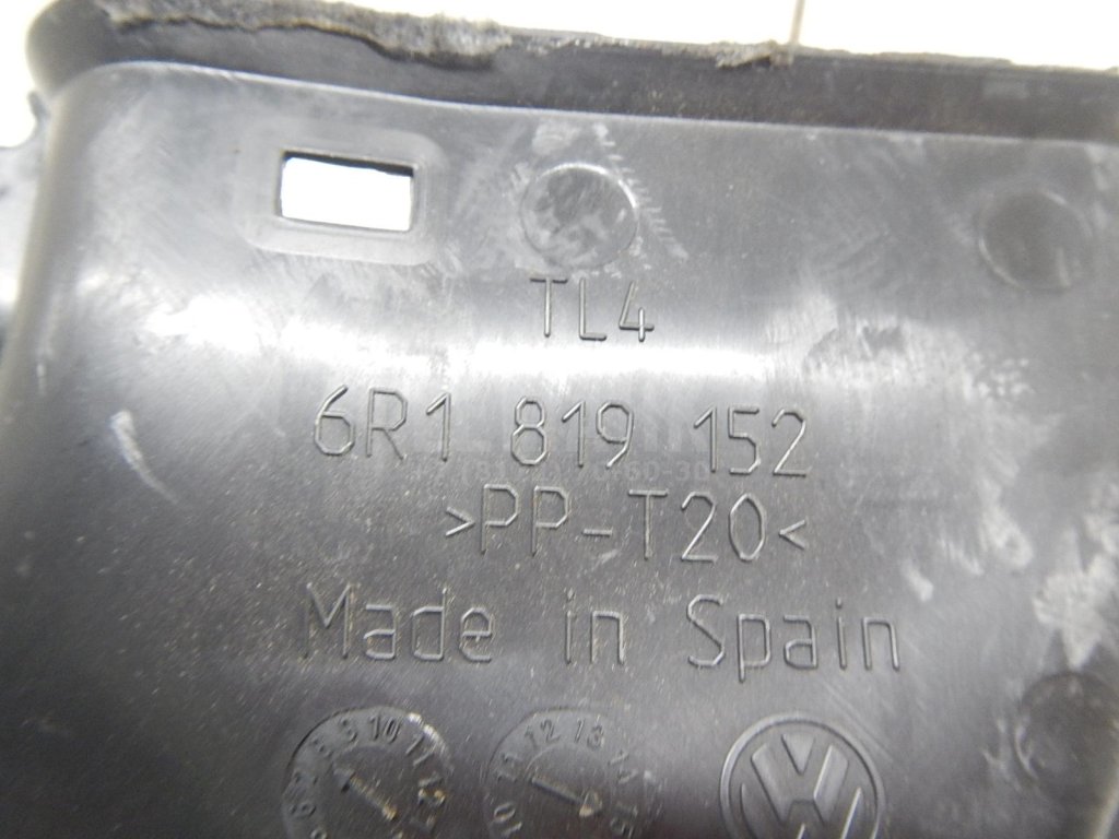 Воздуховод отопителя