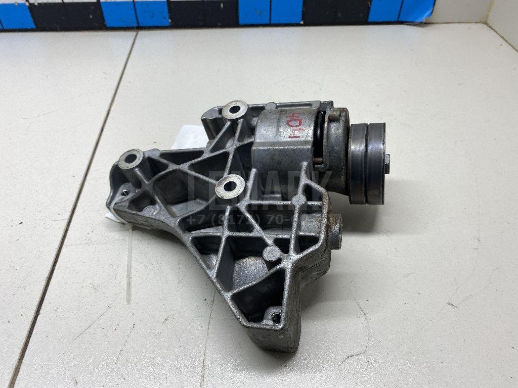 Кронштейн генератора