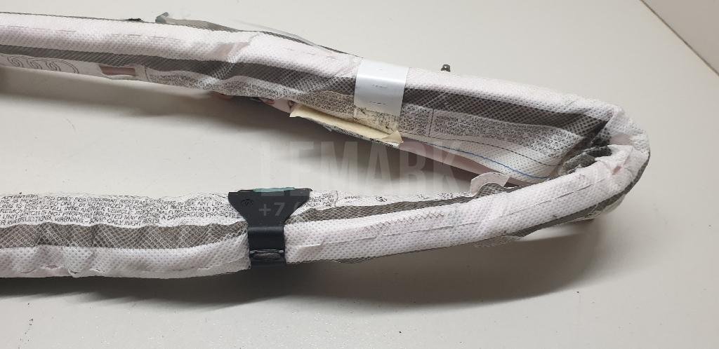 Подушка безопасности боковая (шторка)