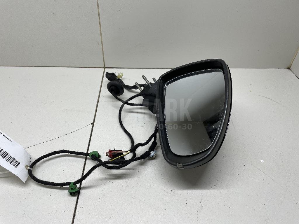 Зеркало правое электрическое