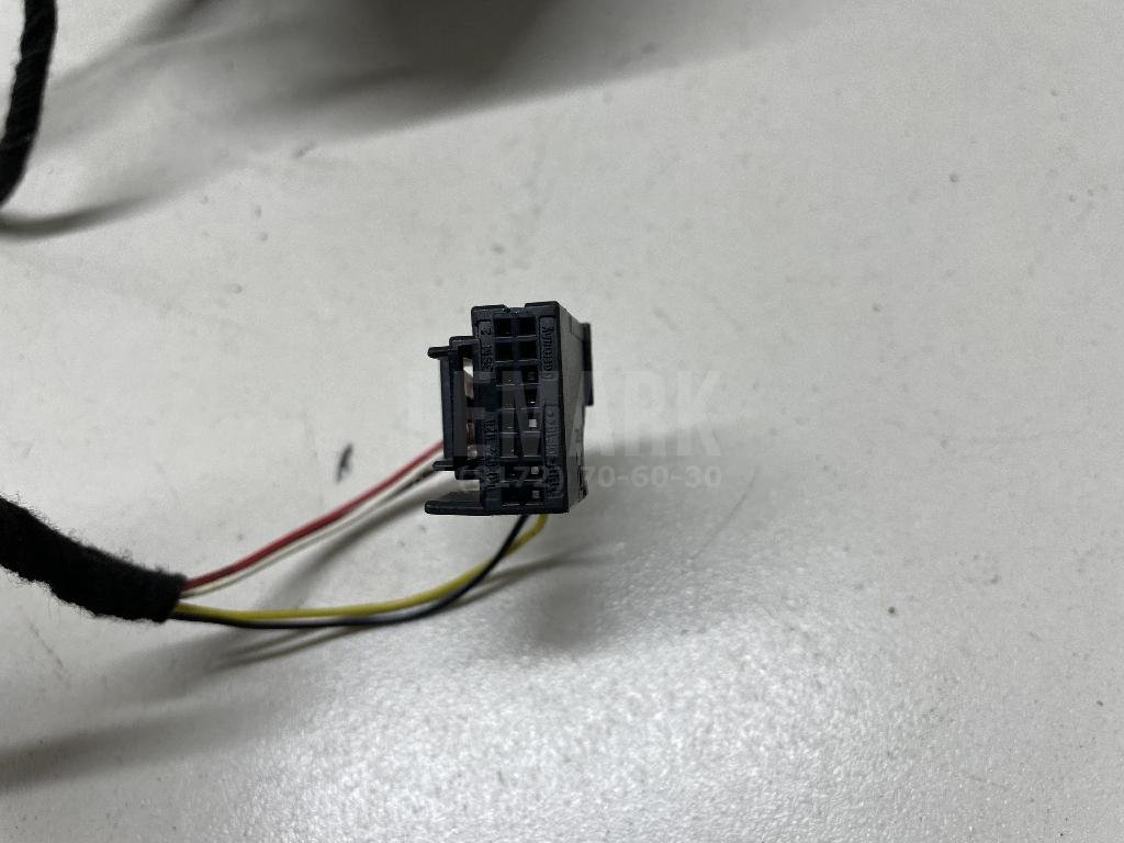 Зеркало правое электрическое