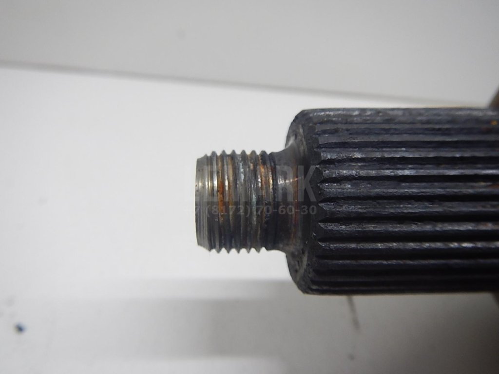 Полуось передняя левая