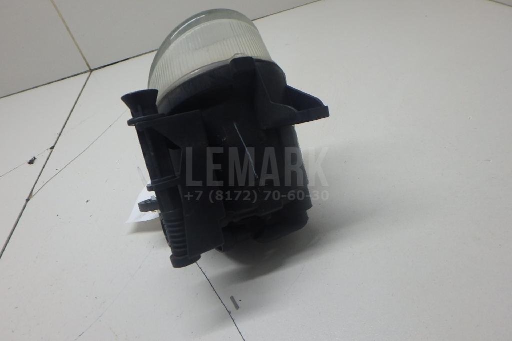 Фара противотуманная правая