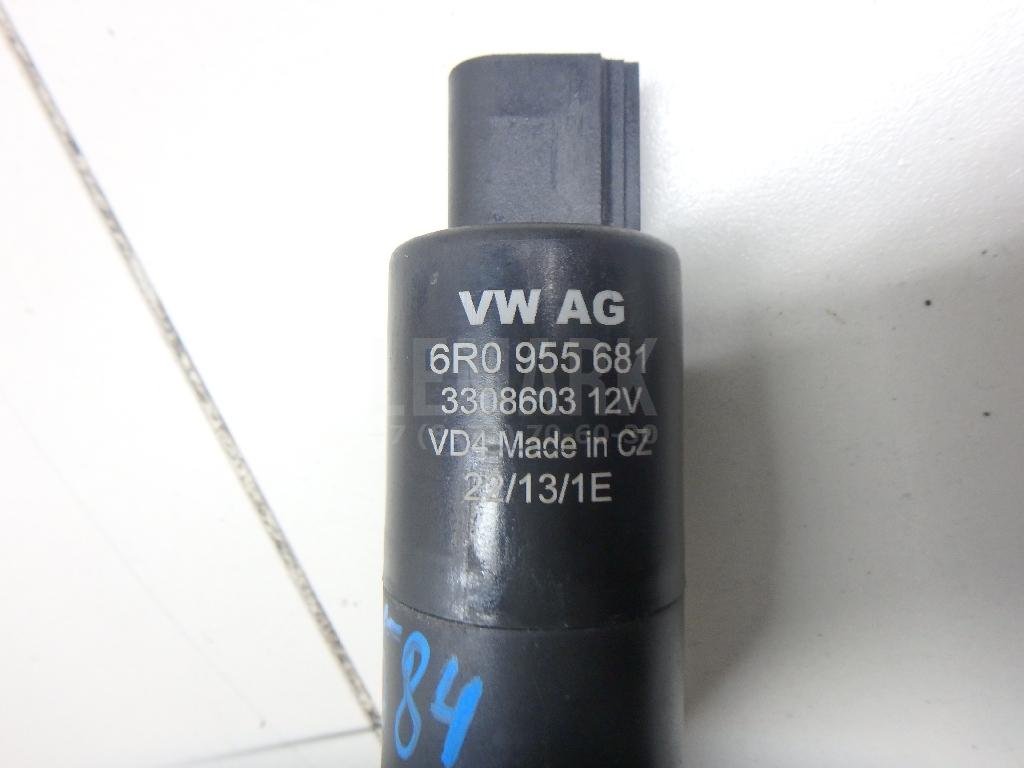 Насос омывателя фар