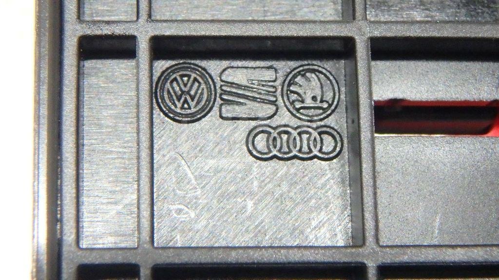 Блок управления стеклоподъемниками