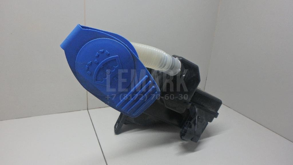 Бачок омывателя лобового стекла