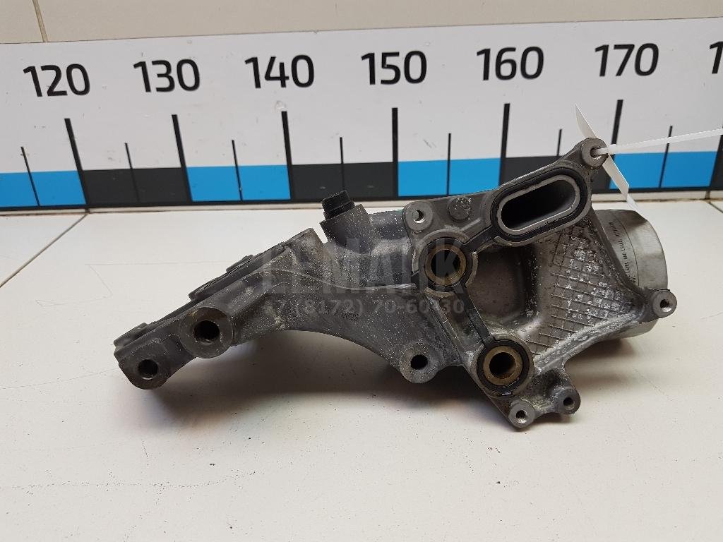 Кронштейн масляного фильтра