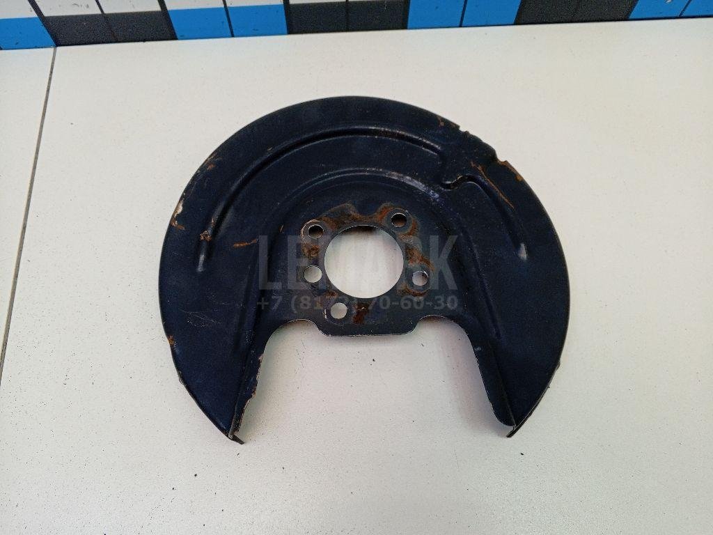 Щит опорный задний правый