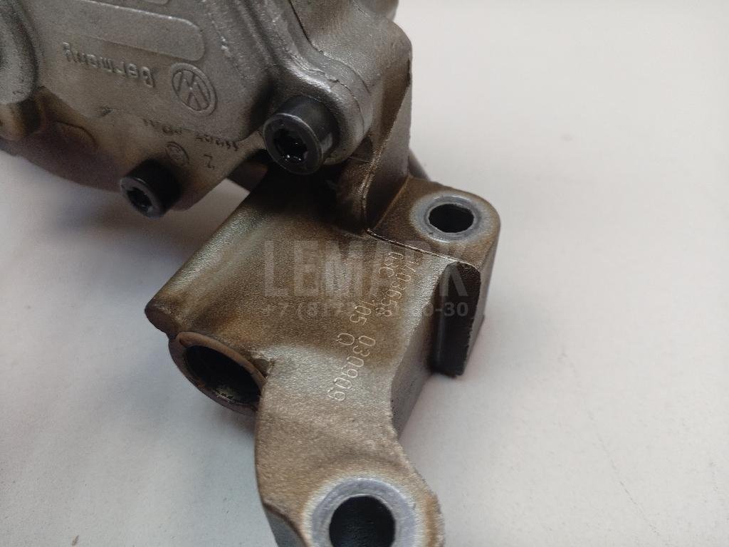 Насос масляный для  Audi A4 [B8] Allroad 2009-2015