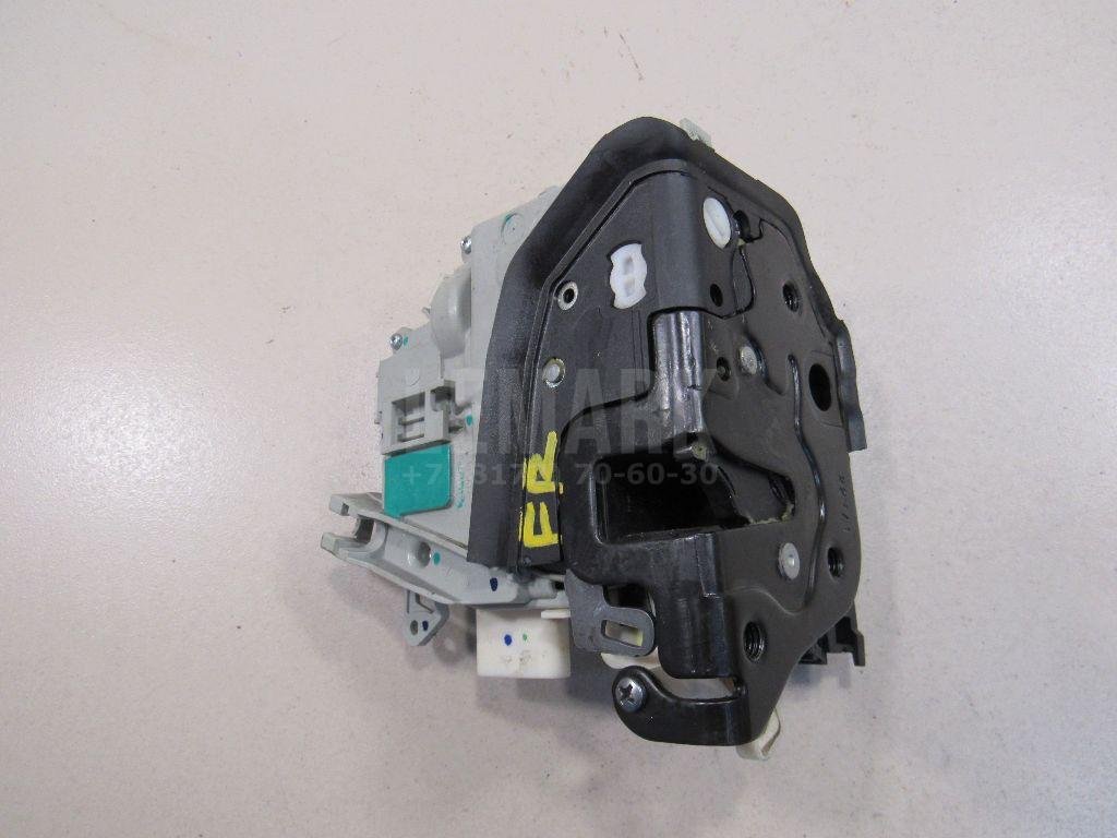 Замок двери передней правой