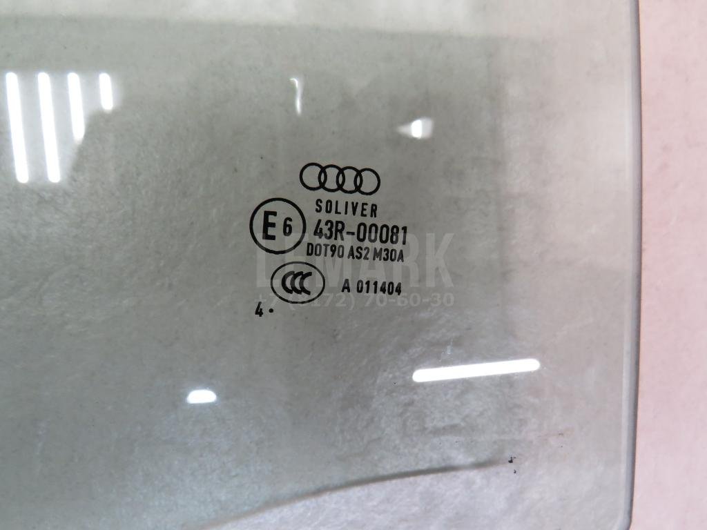 Стекло двери задней правой