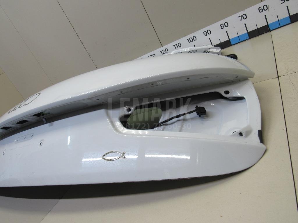 Дверь багажника со стеклом