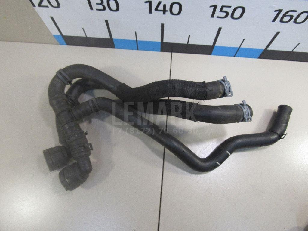 Патрубок отопителя