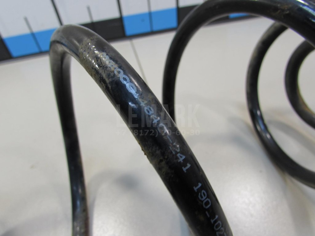 Пружина передняя