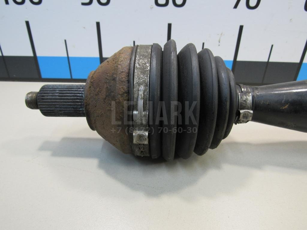 Полуось передняя правая